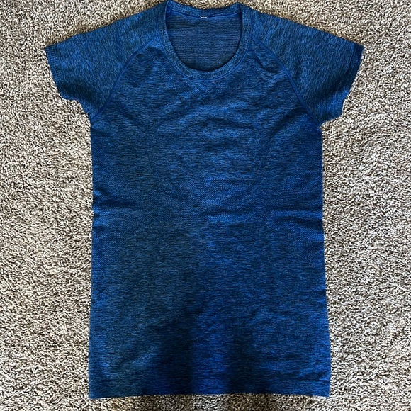 Lululemon Swiftly Tech Shirt - Picture 2 of 3